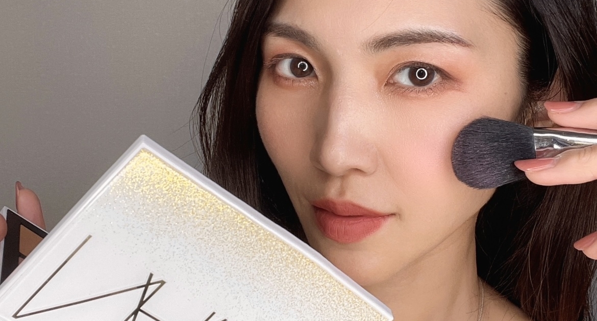NARS オールザットグリターズ ライトリフレクティングチーク