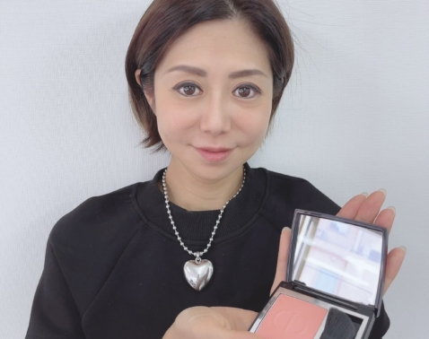 お気に入りの大人可愛いピンクチークは【DIOR 】ディオールスキン ルージュ ブラッシュ♡