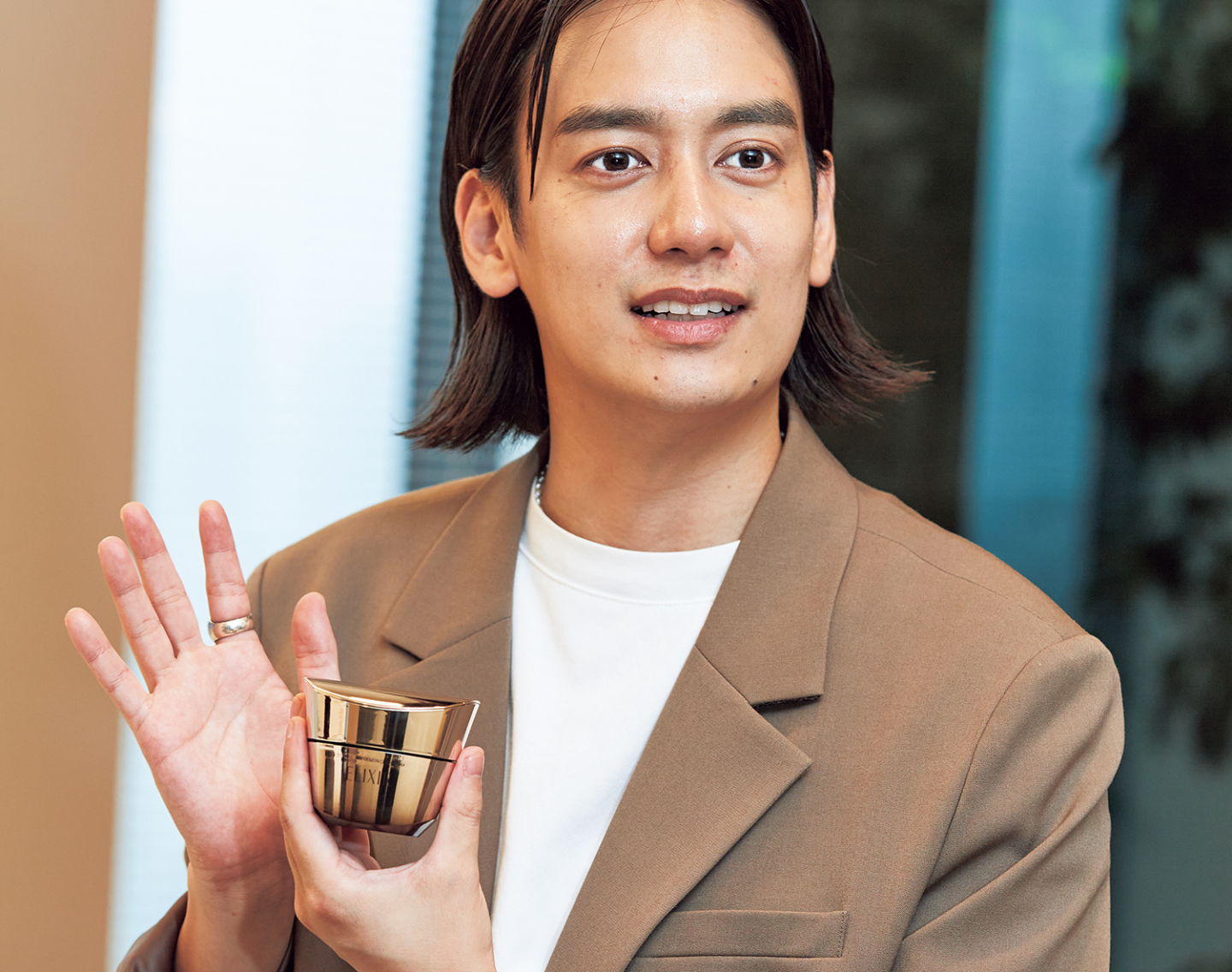【松潤似のPRさんも！】有名化粧品会社で見つけた「ハイスペ」イケメンたち