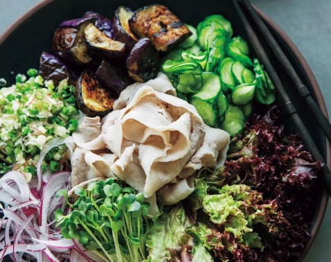 美味しすぎて箸が止まらない…人気料理家arikoさんの「野菜たっぷりおつまみレシピ」２選