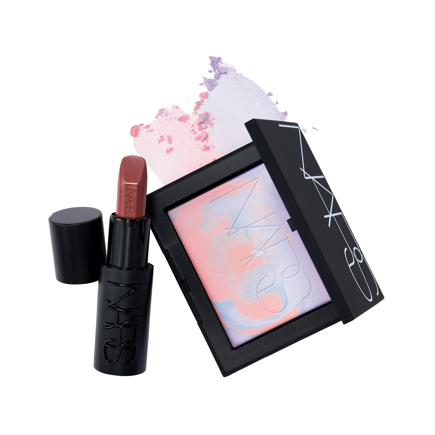 ナーズ 左：NARS エクスプリシット リップスティック 885,右：NARS ライトリフレクティング プリズマティックパウダー 03878　