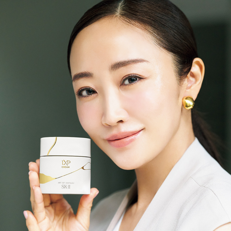 【神崎恵さんも絶賛の名品スキンケアって？】SK- II の最高峰が進化しすぎてる！