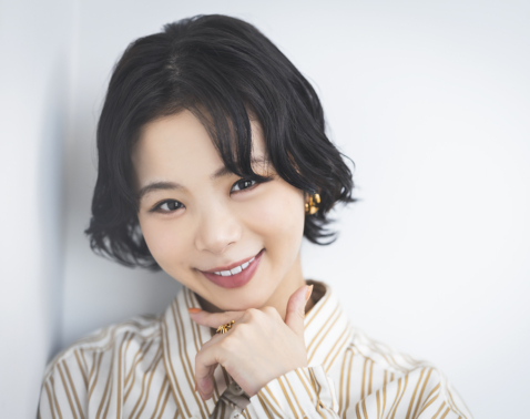 【趣里】新ドラマで主演『モンスター弁護士』役とは大違い!?凛として美しい…【特別画像集】