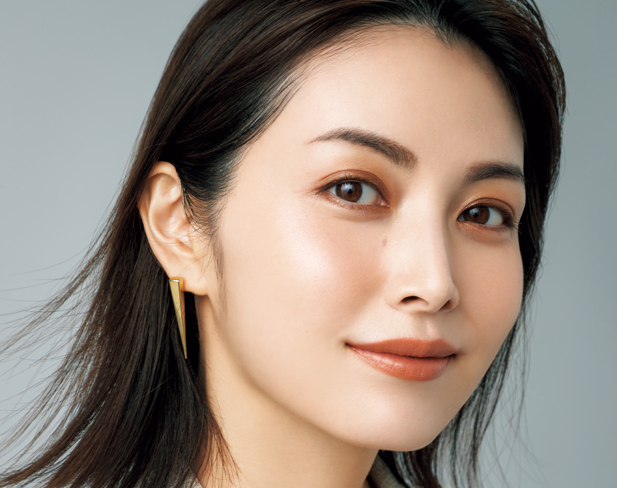 40代50代の「親しみやすさがあるのに信頼感もあるお仕事メイク」とは