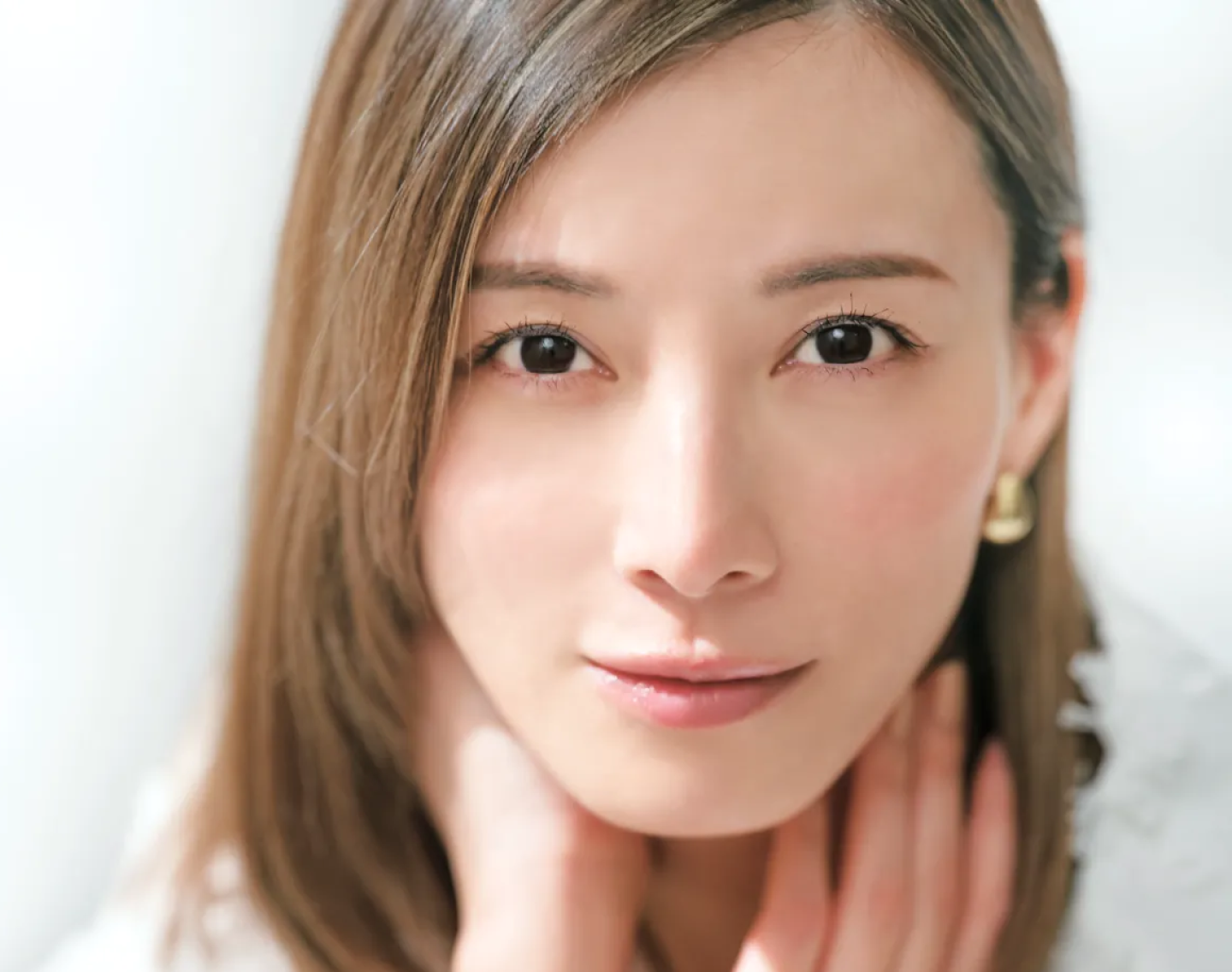 【加藤あいさん・42歳を質問攻め！】顔の好きなパーツは「強いてあげるなら」…!?