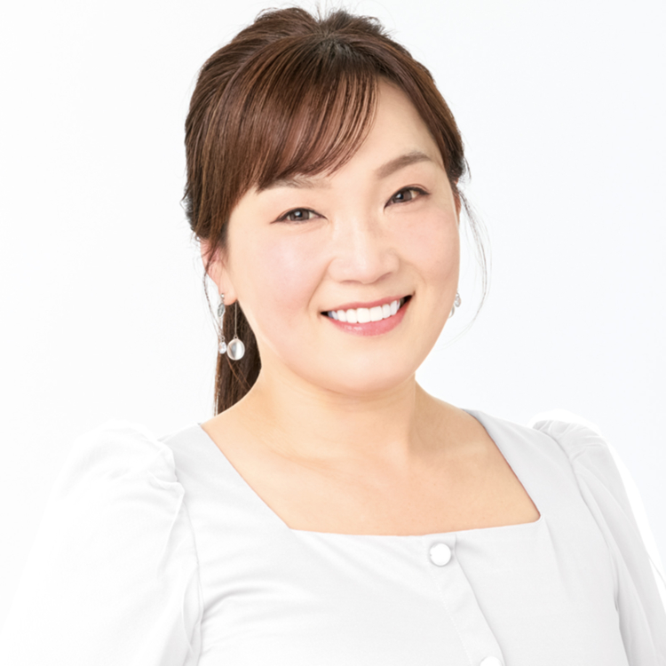根岸里佳さん（49歳・主婦）