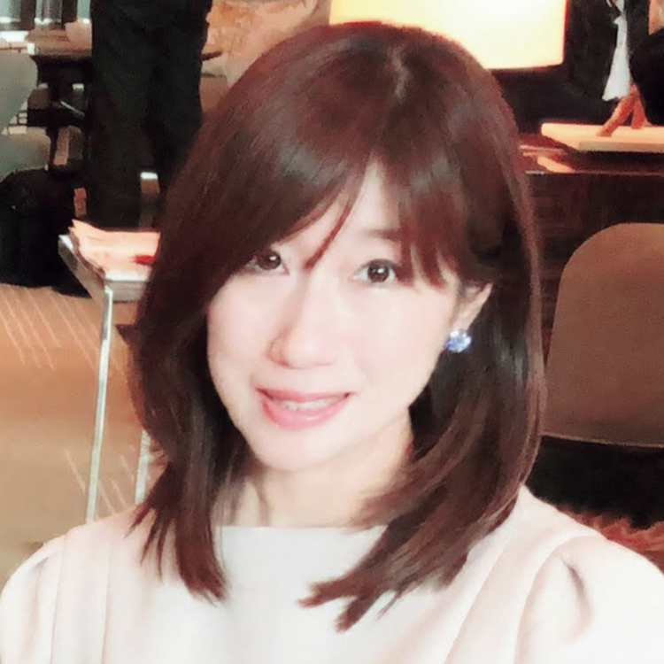古川延江（美STライター）