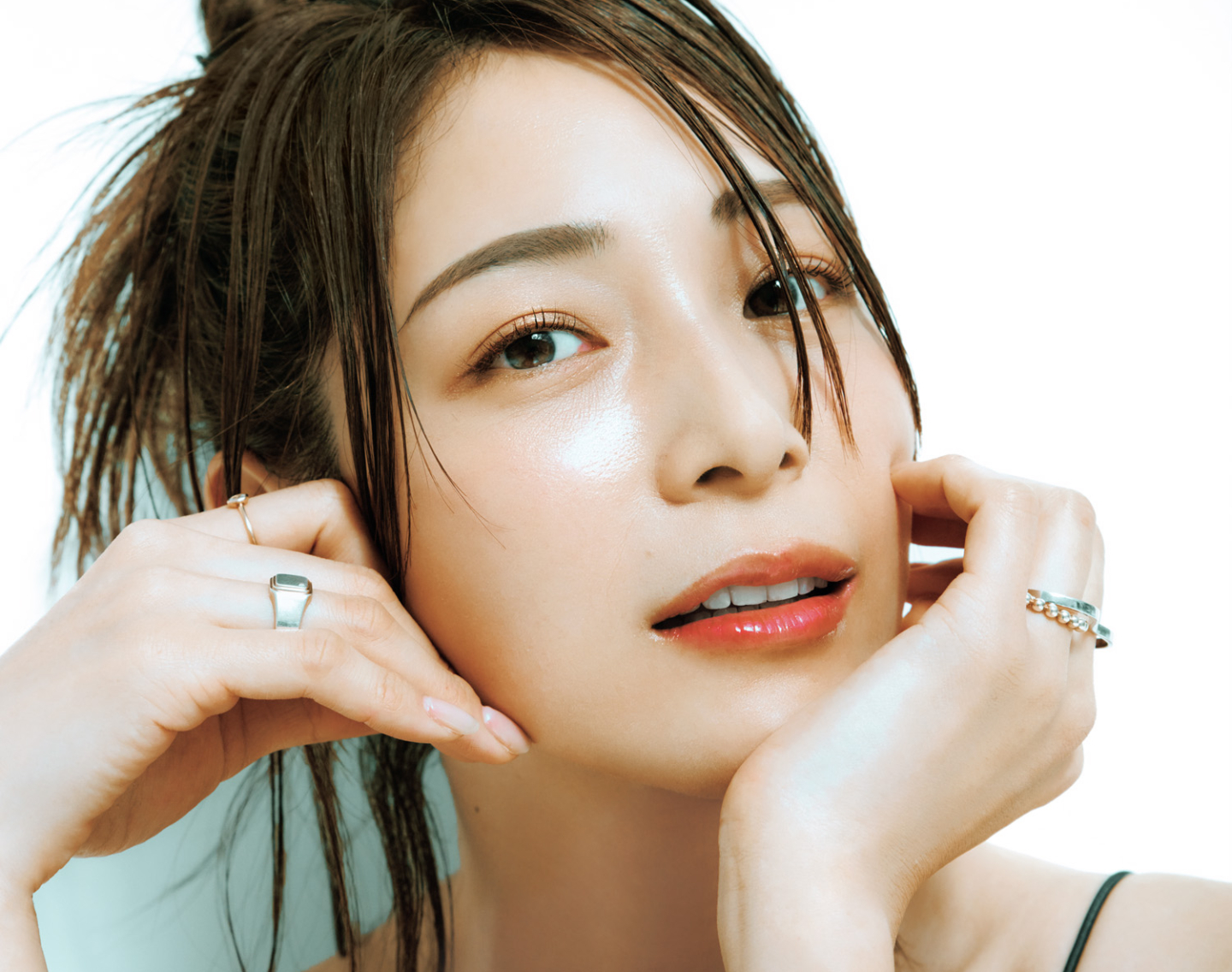 【相武紗季さん】20代よりヘルシーで、美しく輝いてる!?【美ST限定！特別画像集】