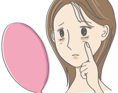 【目の下のクマ】どうしたら消える？タイプ別原因と自宅でできるセルフケア法！