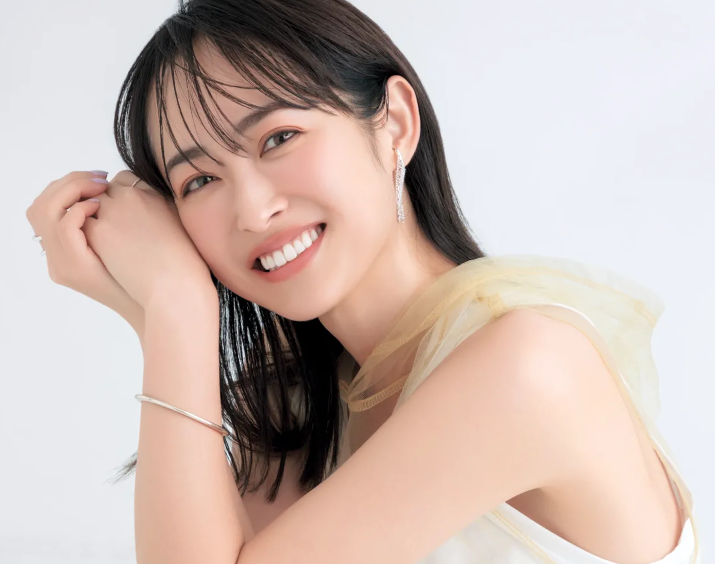 美容誌から引っぱりだこすぎる【41歳人気モデル】のリアルでシンプルな美容法って？