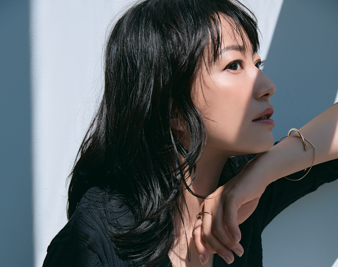 菅野美穂さん・47歳】”日々の家事や育児”を通じて得た、俳優業への意識