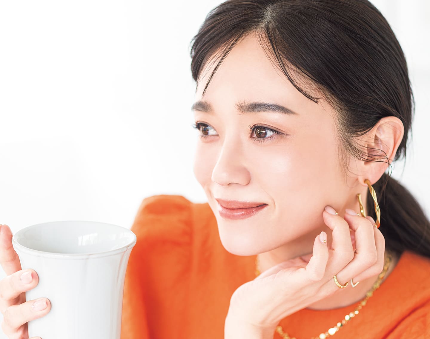 知らないうちに進行してるかも…まぶたが下がる「眼瞼下垂」の兆候って？【医師が解説】