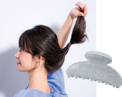 【40代＆50代のヘアアレンジ】うねる薄毛もふんわり華やか！「ヘアクリップ１つ」でまとめ髪できた