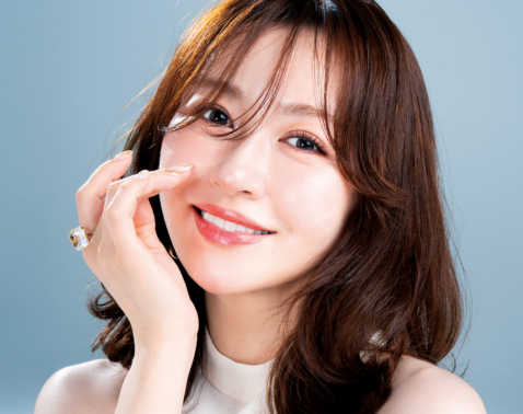 「ストレスで肌荒れしたことも…」人気美容インフルエンサーがたどり着いた美のメンテナンス法