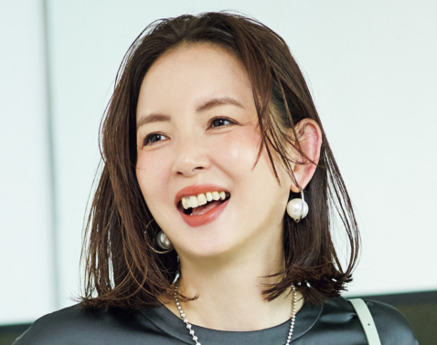 「盛らない、古臭くない、今っぽい！」ランチ同窓会“褒められ”メイク＆コーデ術