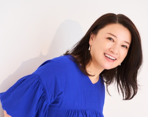 【島崎和歌子さん・52歳】芸歴36年もハツラツとした笑顔が素敵すぎる！【美ST限定特別画像集】
