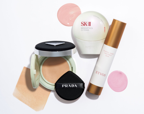 【PRADA、SK-Ⅱ etc.】人気ヘアメイクさんが愛する「国宝級コスメ」4選