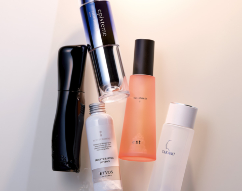 濃密なのにスッとお肌に浸透する！40代50代に使ってほしい【とろピタ化粧水】5選