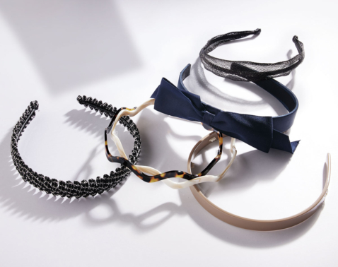 つけるだけで今っぽく!40代50代の髪悩みをカバー「カチューシャ」5選!