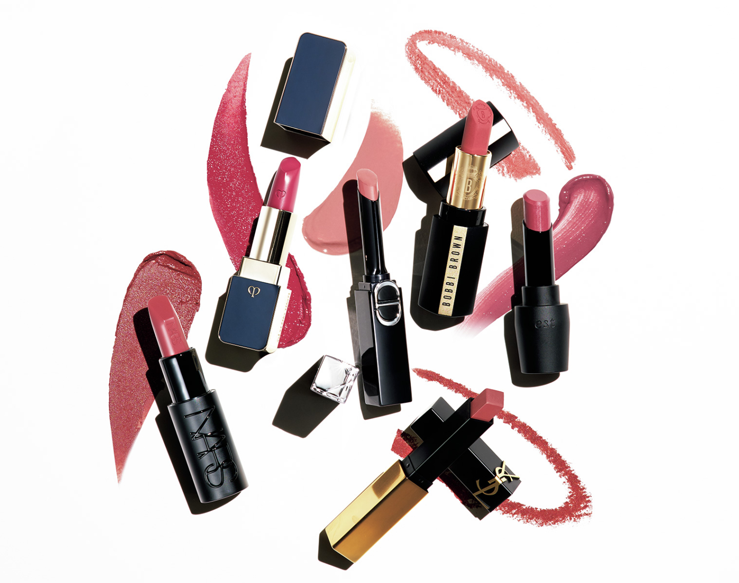 さっと塗るだけで“むっちリップ”完成！大人の肌が品よく華やぐ【くすみローズ6選】