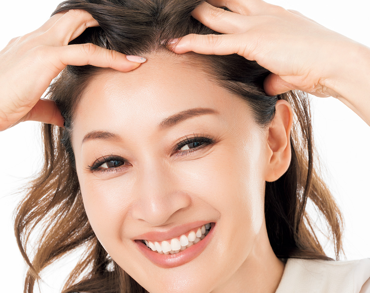 何歳でも“肌のハリ”は育てられる!54歳・小泉絵里さんの毎日コツコツ美習慣