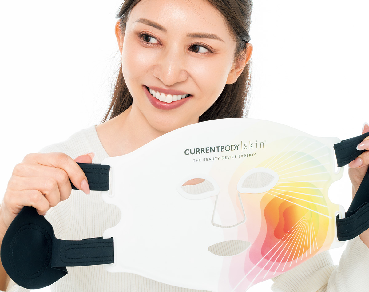 【試した美顔器は50台以上】マニア読者”美STリュクス”が選ぶ信頼アイテムとは？