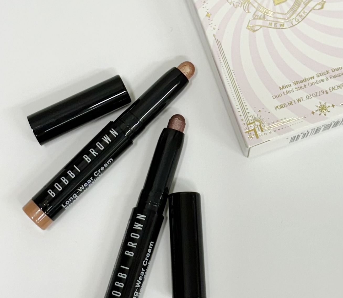 【2025クリスマスコフレ】ボビイの名品アイシャドウがセットに！初めての人にもオススメ