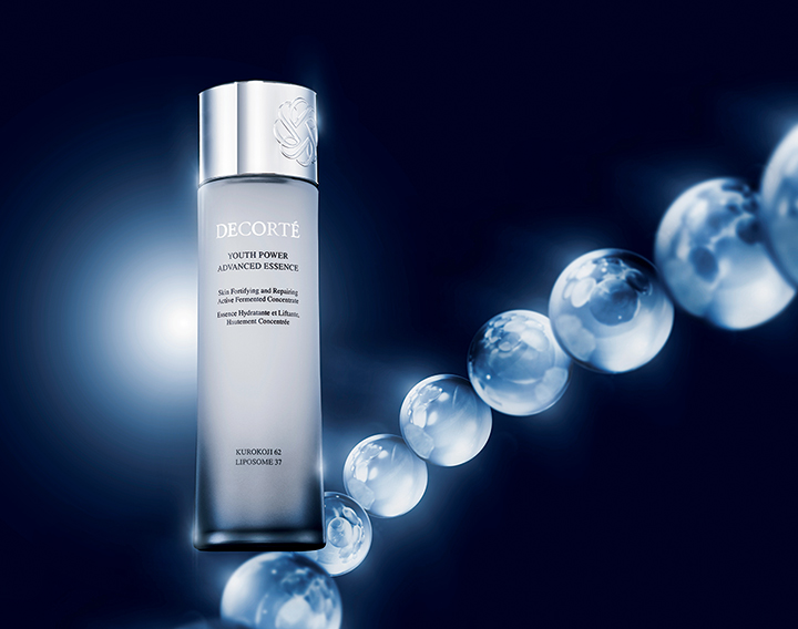 今秋コスメデコルテから登場!❝化粧水1本❞でエイジングケアはここまで高みへ!