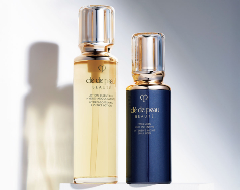 【読者が1週間ガチで試した】“コケたるみ”が気になる大人に「クレ・ド・ポー ボーテ」をライン使いしたら…⁉︎