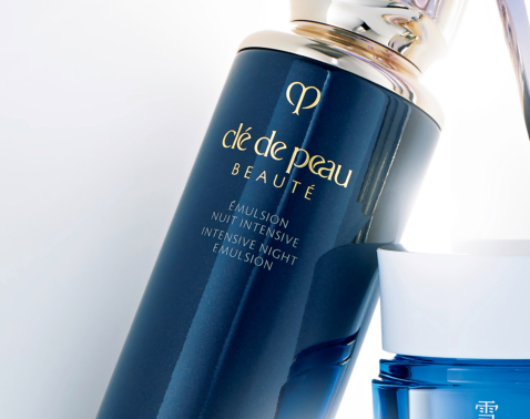 【2025年下半期ベストコスメ】日中ダメージを受けた大人肌をリセット！「乳液賞」BEST3