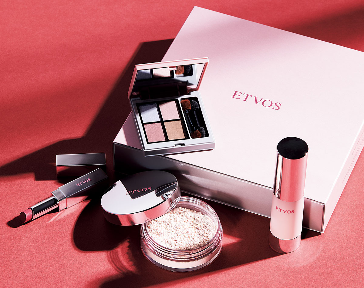 【本日発売】エトヴォスのホリデーコフレは“アガるアイコン名品”が詰まってる！