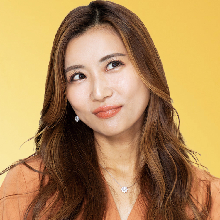 <small>スミス<br />さやかさん・41歳<br />会社経営</small>