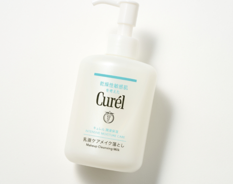 ズボラ民の最強の味方！敏感肌の編集部員が手放せない「キュレル」の万能クレンジング【美STエディターの自腹買い】