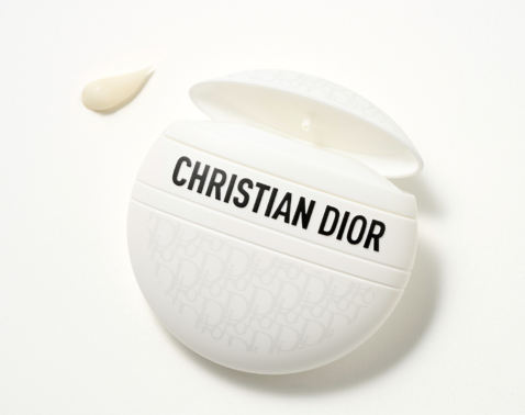 バッグにつけたくなる可愛さ！編集部員が“ビジュ買い”したマルチクリーム【美STエディターの自腹買い】