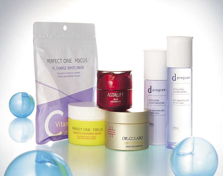 【1/16まで】うるおい、ハリ、毛穴…大人の肌悩みに応えるスキンケアアイテムを15名様にプレゼント!