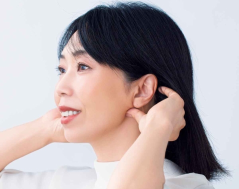 【スキマ時間でOK】美容賢者が教える簡単”顔のたるみケアマッサージ”で引き締め！