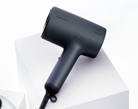 ないと老け見え？即ツヤ＆顔上げを叶える読者の「自腹買い美家電」3選