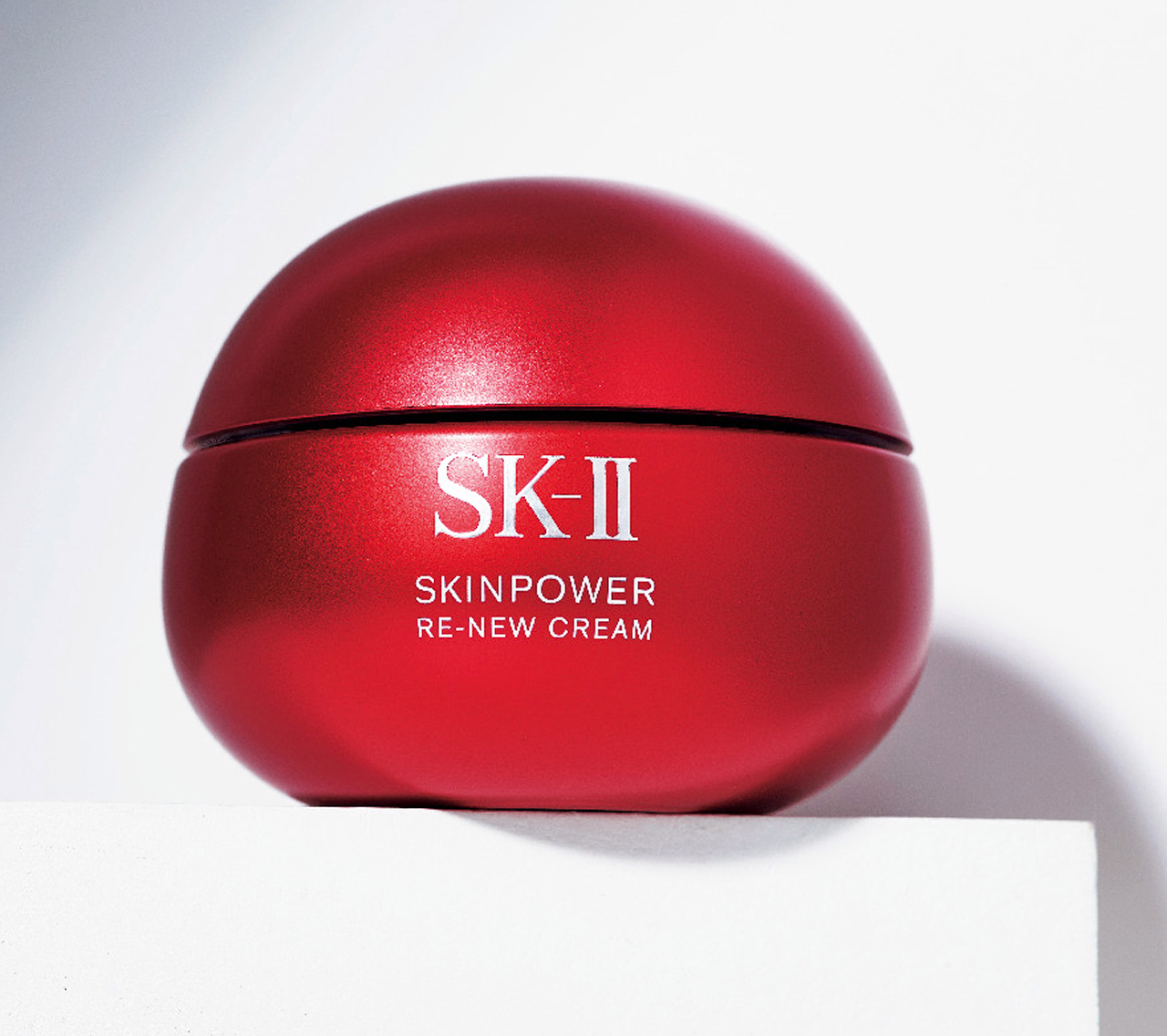 40代50代が注目するクリームは？読者の「いま欲しいコスメ」ランキングBEST5【美ST12月号】