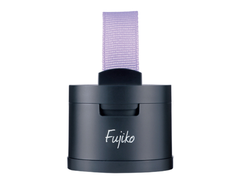 55歳でシャープな顔立ち！モデルが絶賛する小顔の相棒3選