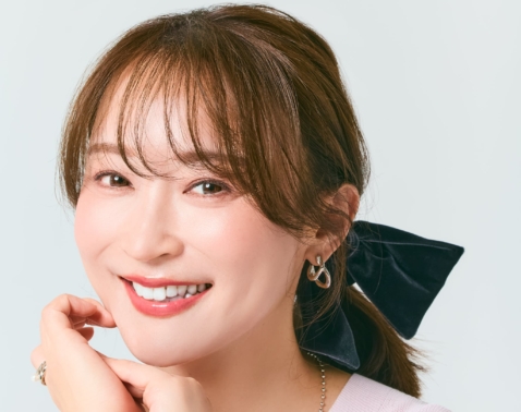 ”おばさん見え”しがちな40代50代のひとつ結びが一気に華やぐ「シュシュ」【4選】