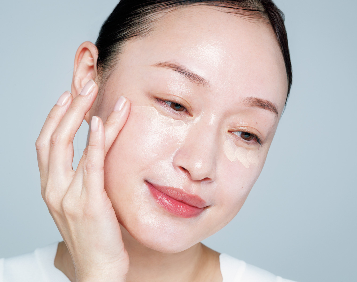 【赤み・クマ・くすみ】40代の肌悩みをカラープライマーで解決