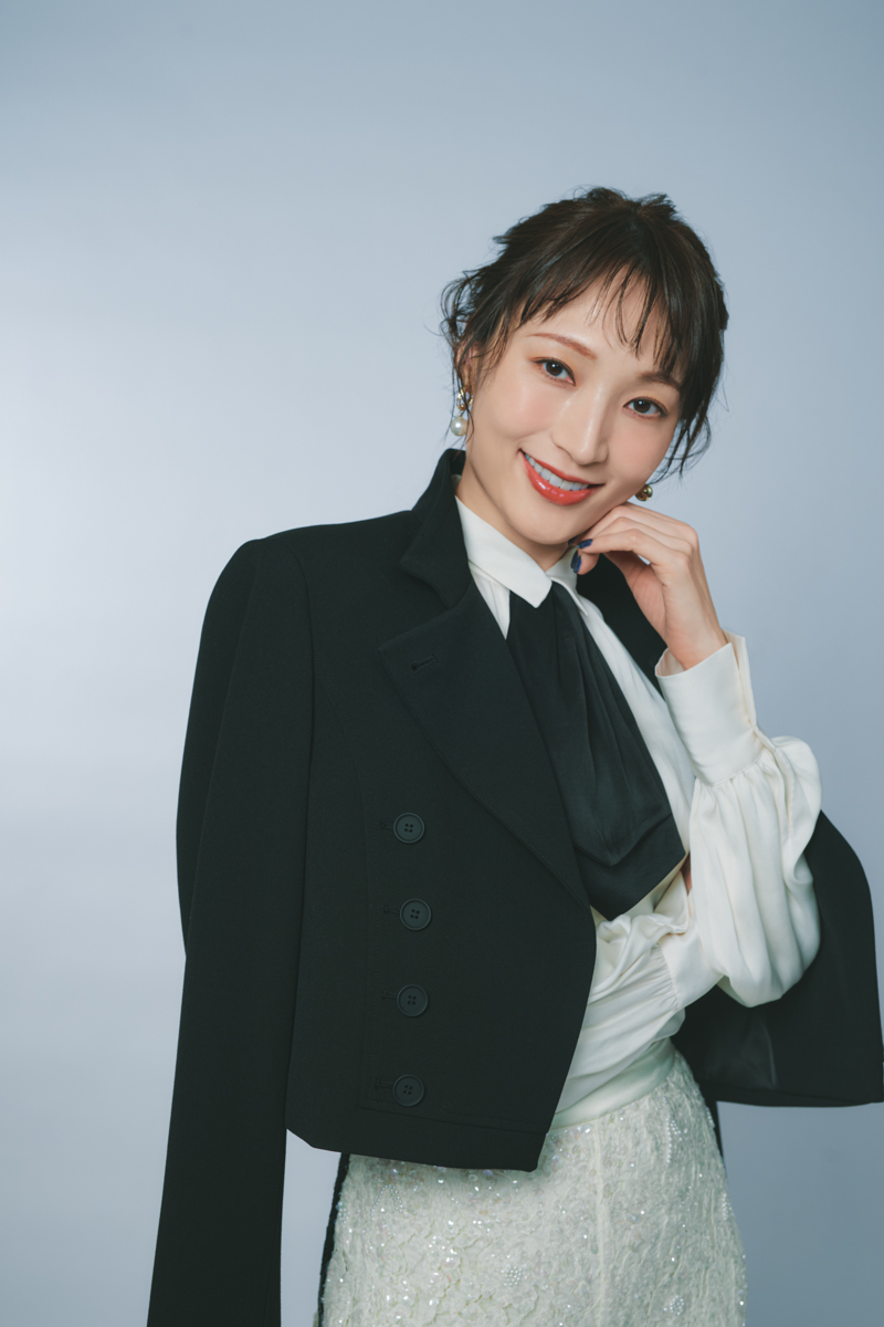 実は感情の起伏が激しいタイプ」元雪組トップスター・望海風斗さんの