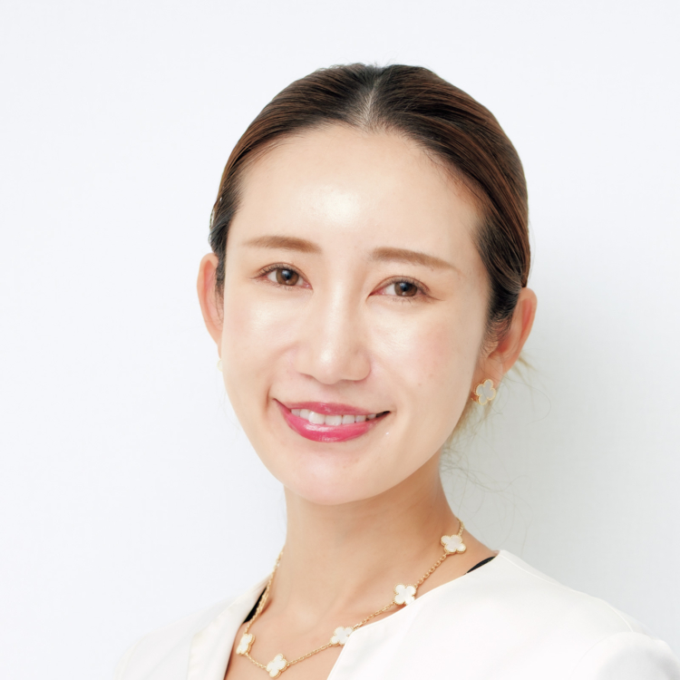 ASTRA BEAUTY CLINIC院長 塩満恵子先生
