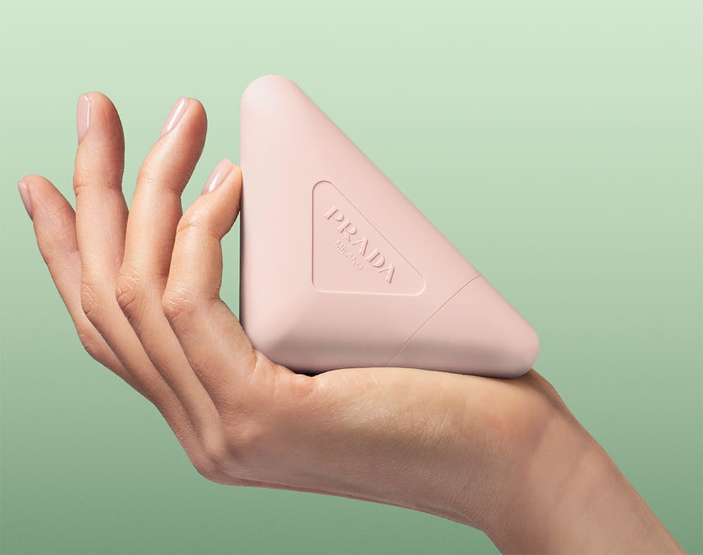 本日情報解禁【プラダ ビューティ】人気の香りを指先から纏う「ハンドクリーム」を先取りチェック！