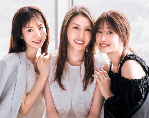 【美香さん・ヨンアさん・ほしのあきさん】愛用ポーチの中身”老けずにキレイの秘密”大公開！