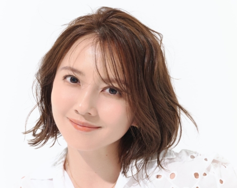 【40代50代のヘアカットカタログ】モヤモヤ気分も毛先のボワつきも”肩上ボブ”ですっきり垢抜け！