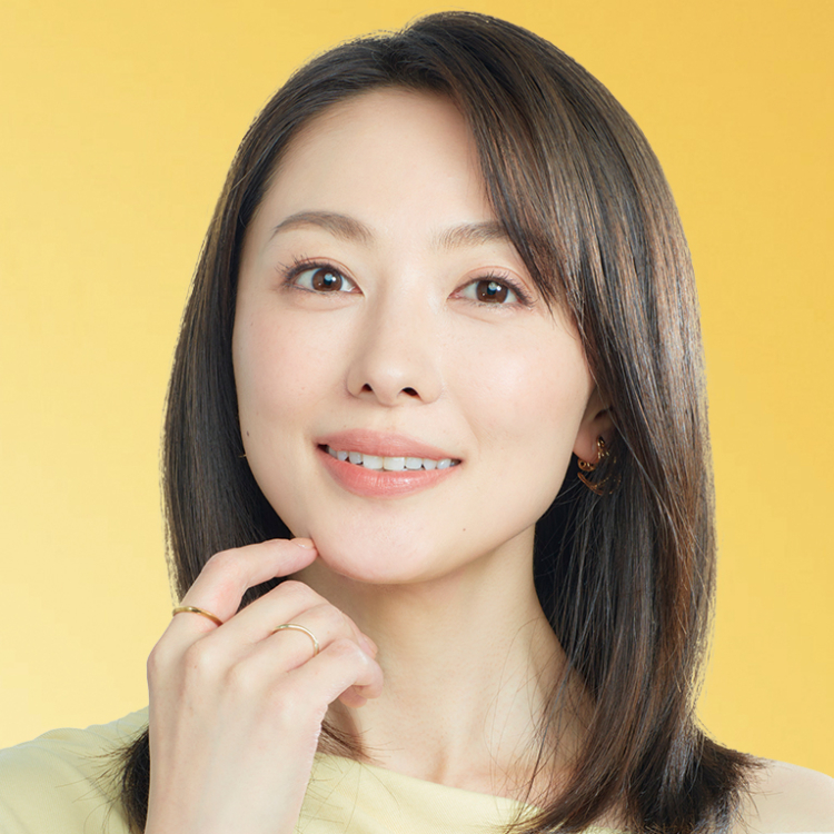 <small>モデル<br />徳澤直子さん 41歳</small>