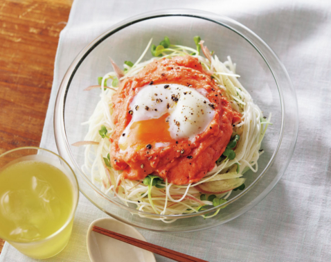 この夏きっととりこに！バテない体を作る。火を使わない【トマトシャーベットそうめん】