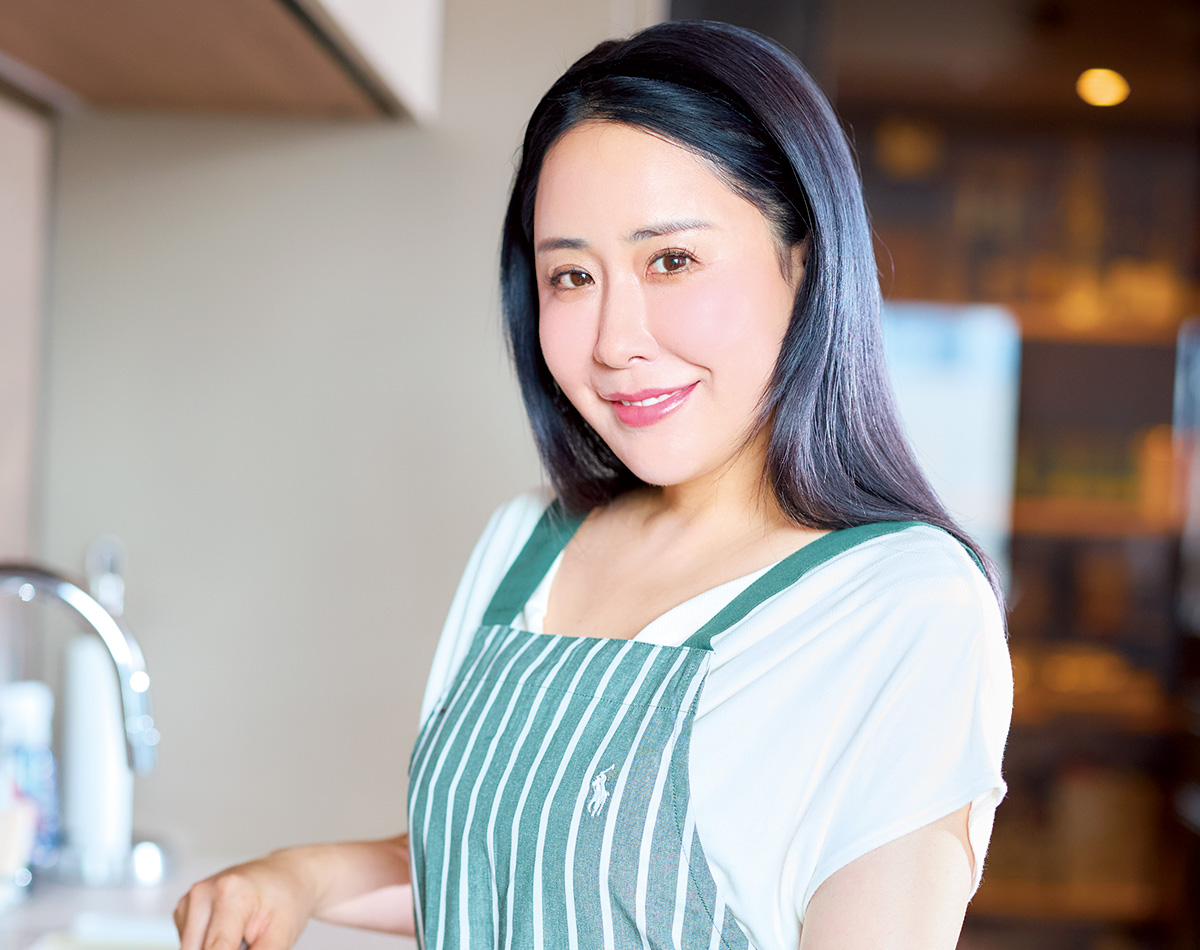 朝4時起きの46歳CEO！銀座ハリッチ代表が続ける「疲れないタイパ美容」