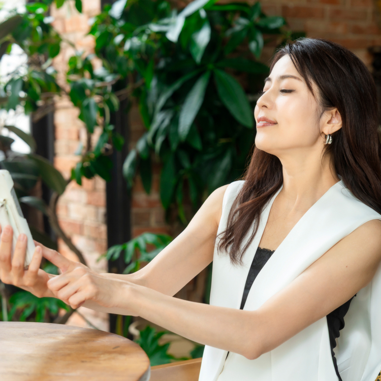 老眼を感じ始めたら「遠近両用コンタクトレンズ」という選択肢